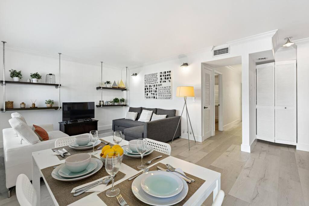 Las Olas Blvd Exclusive Apt With Waterview Fort Lauderdale Dış mekan fotoğraf